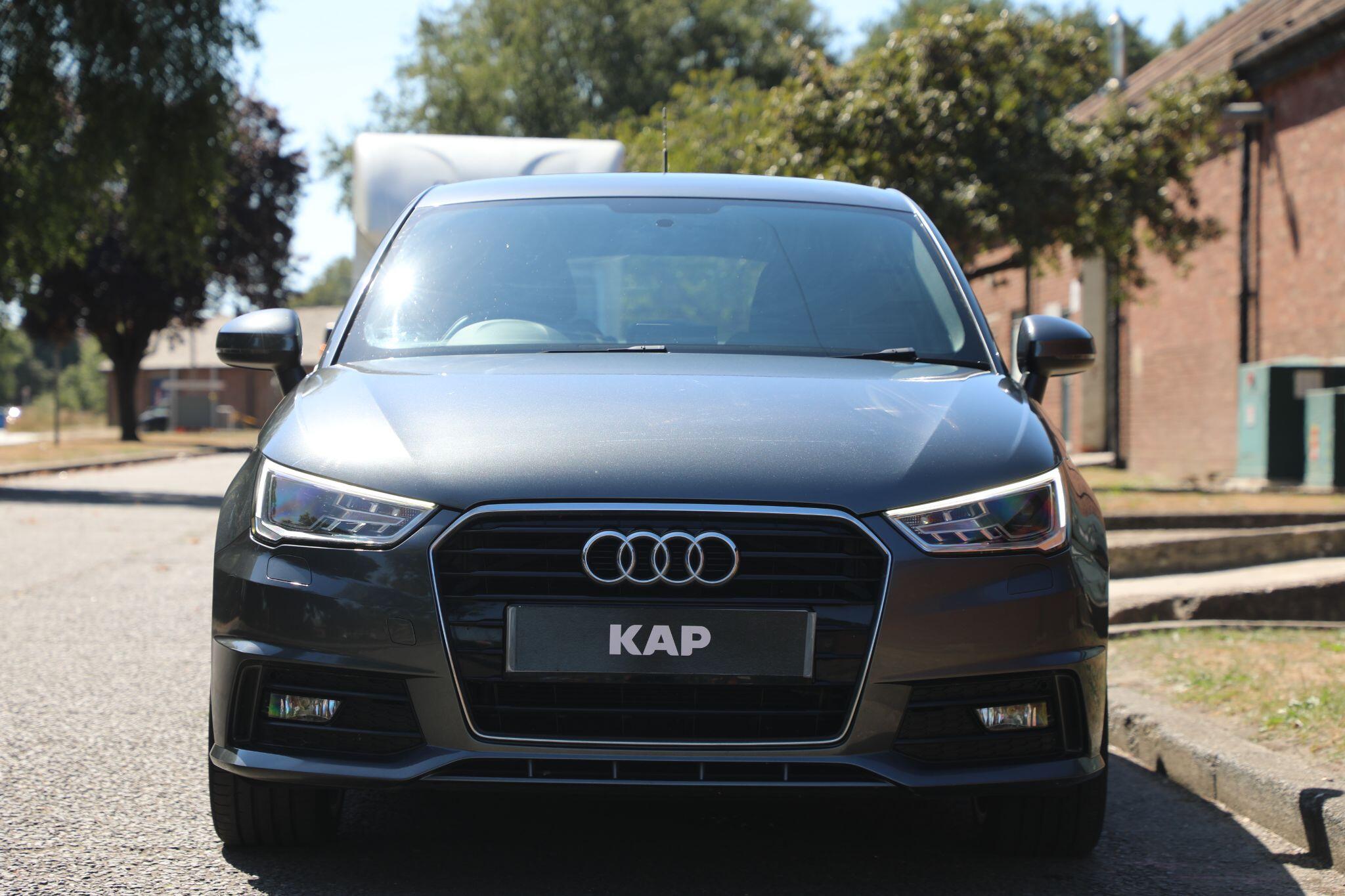 Large vehicle image